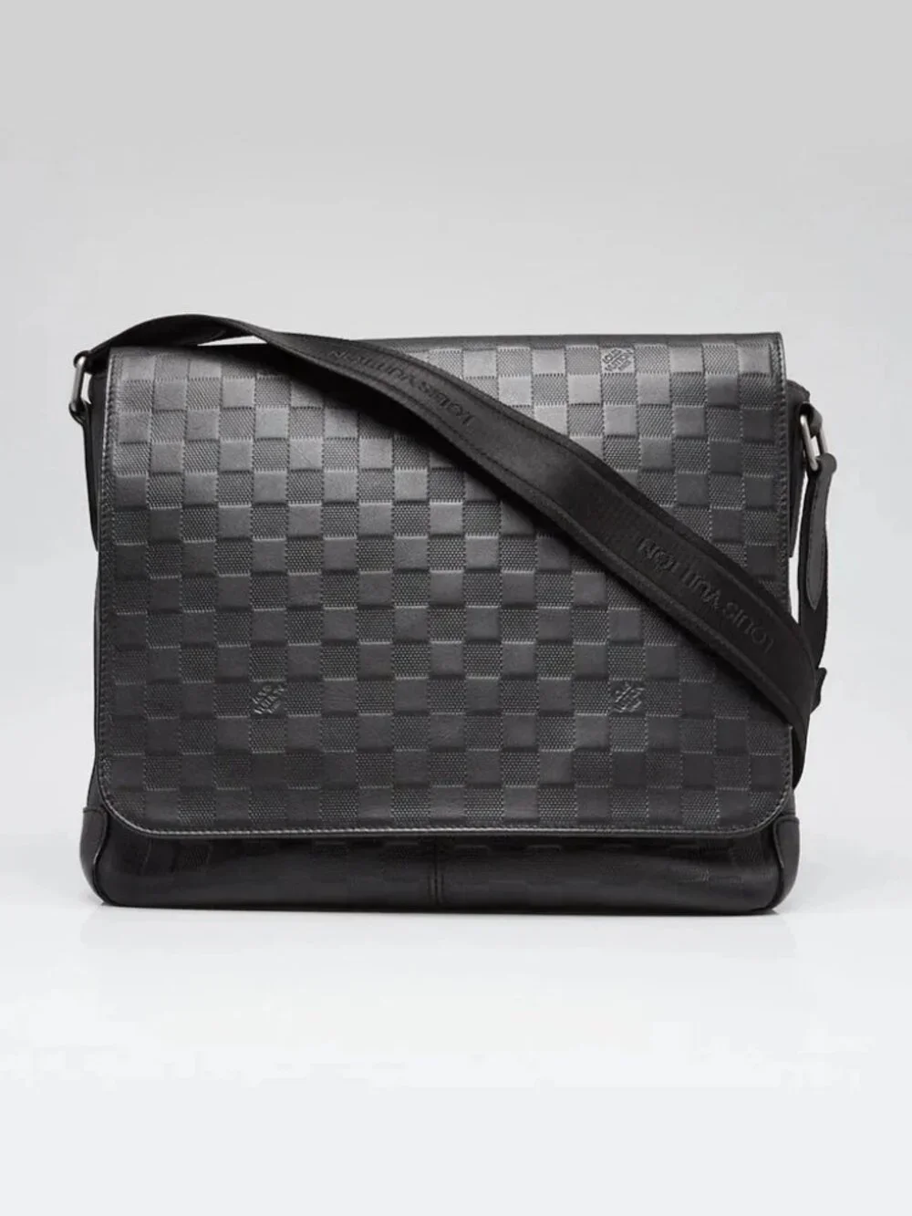 Louis Vuitton Black Damier Infini Leather District MM Bag